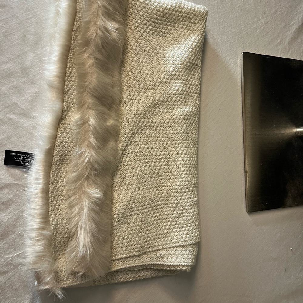 INC International Concepts Cream Knit Shawl - Picture 7 of 7